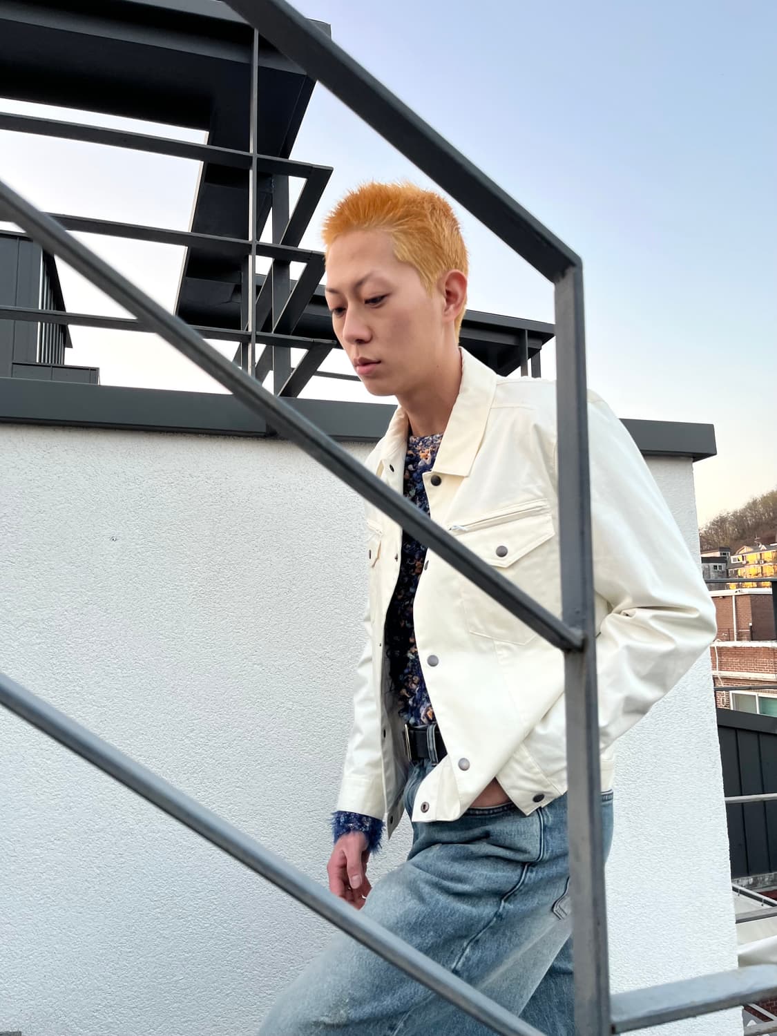 White Pocket Trucker Jacket 상품이미지2