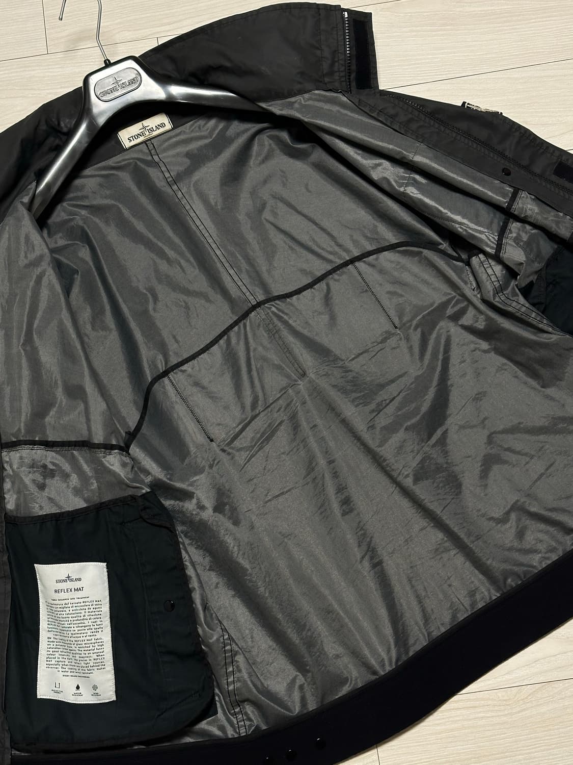 스톤아일랜드 리플렉티브 맷 자켓 L(100-105) 국내판 상품이미지4
