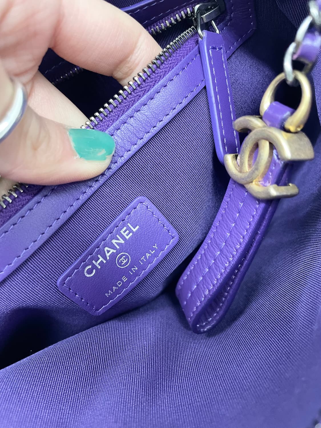 샤넬 CC 가브리엘 클러치 쉐브론 램스킨 상품이미지7