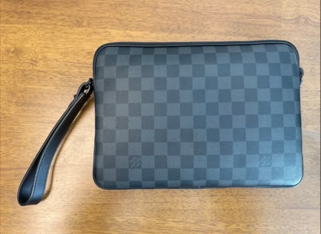 LOUIS VUITTON 루이비통 유틸리티 셔플 클러치 N60324 상품이미지3