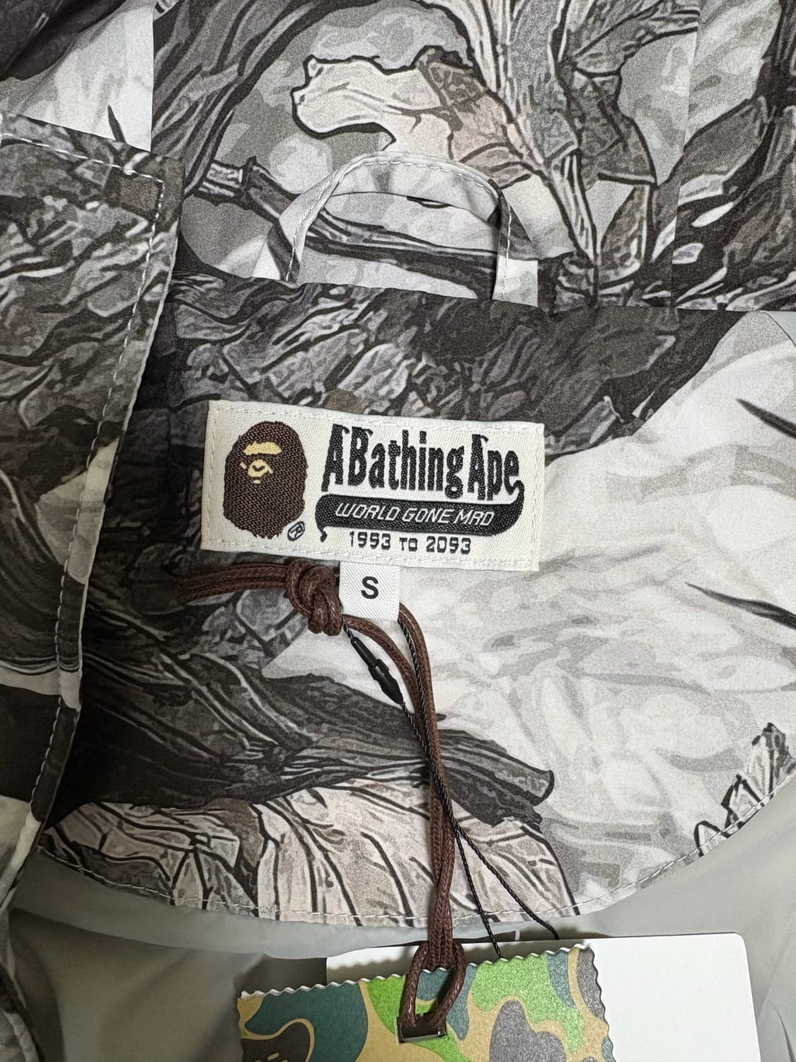 (n) [베이프] 트리 엣지 다운 패딩 S 상품이미지2