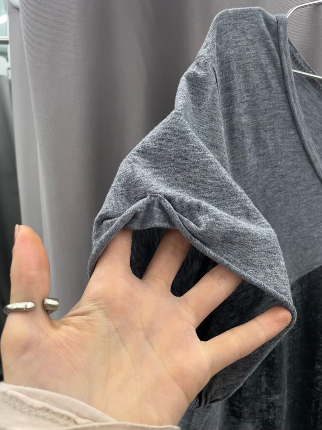 피스심볼 프린팅 반팔 티셔츠  상품이미지2