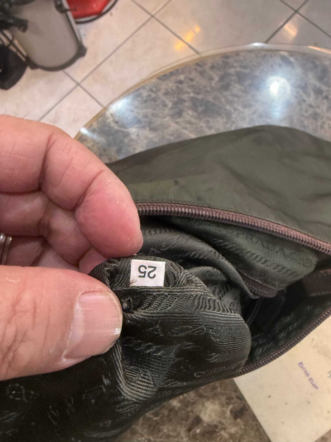 정품 프라다 나일론 플라워 쇼퍼백 팝니다 상품이미지10