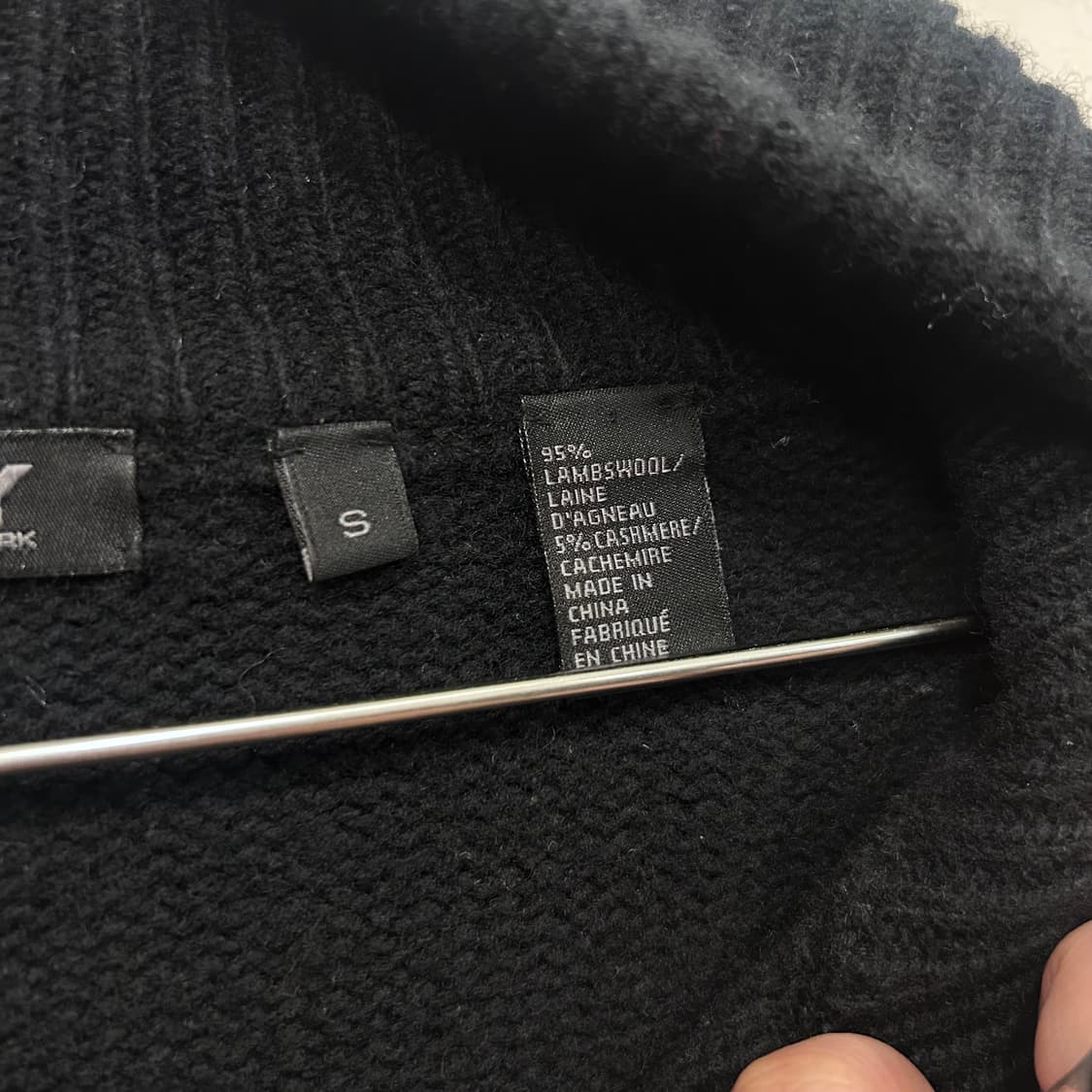 도나카란 뉴욕 램스울 꽈배기 니트집업 상품이미지4