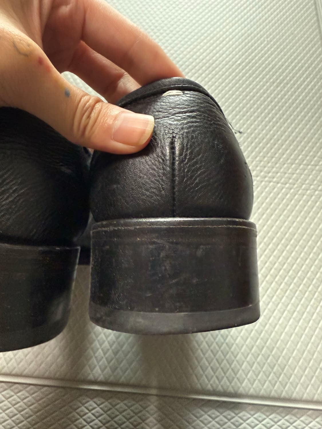 (42) 마르지엘라 비대칭 체인 로퍼  상품이미지3