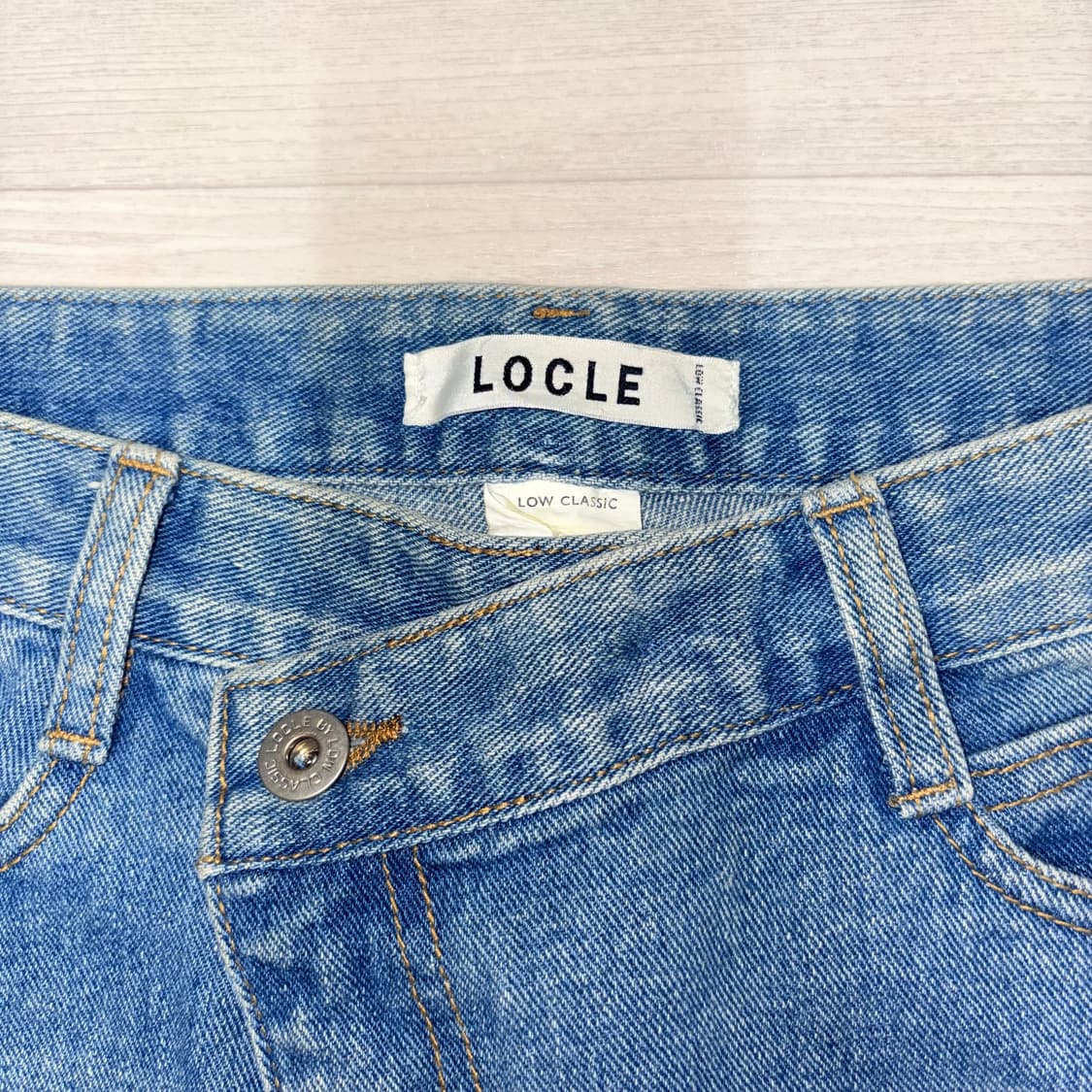 LOCLE 로클 데님 미니 스커트 상품이미지3