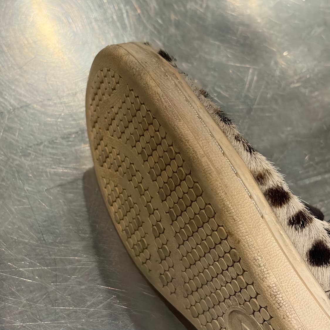 adidas 아디다스 샘스미스 레오파드 털 스니커즈 245 상품이미지7