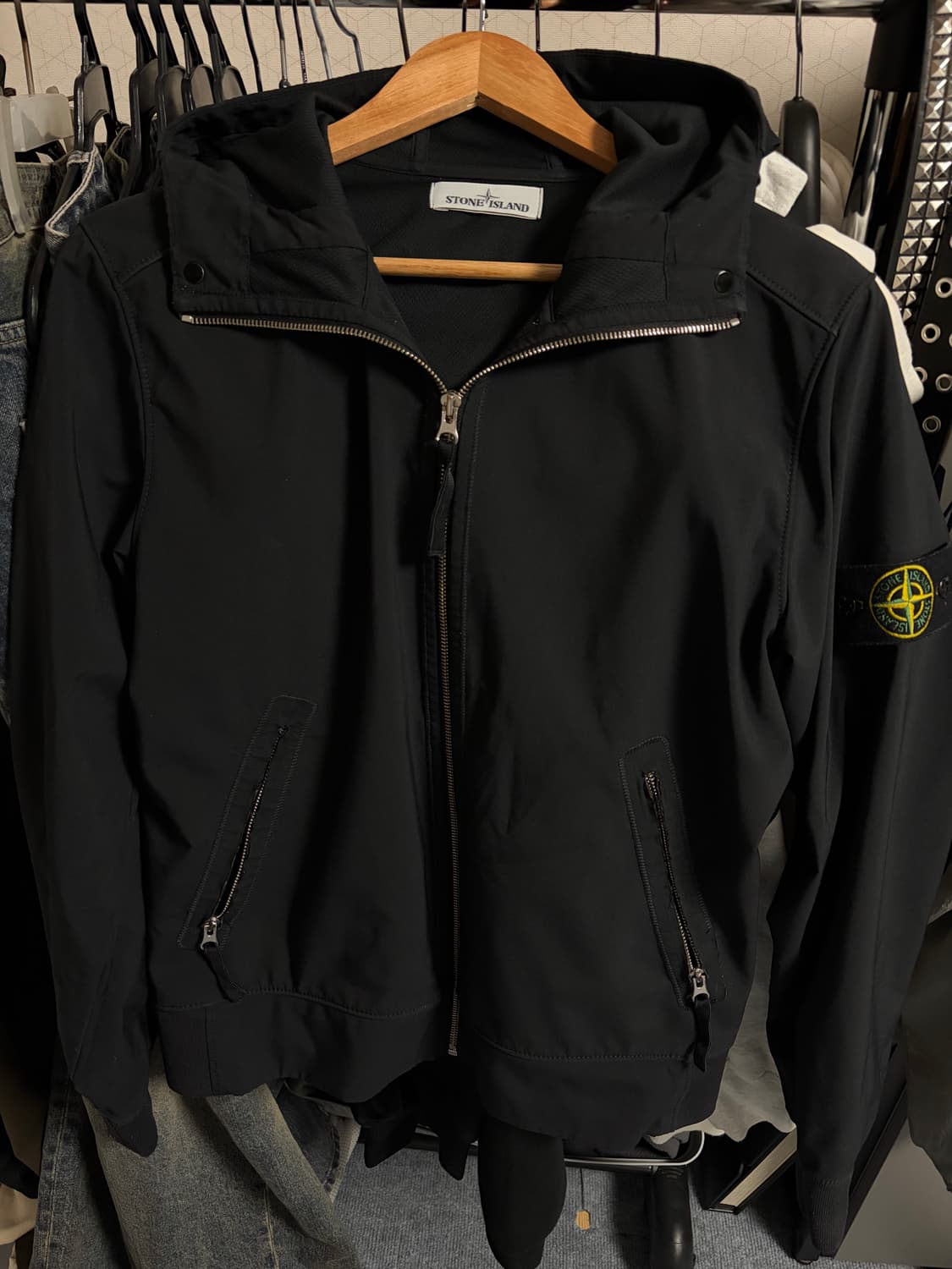 스톤아일랜드 소프트쉘 바람막이 자켓 상품이미지1