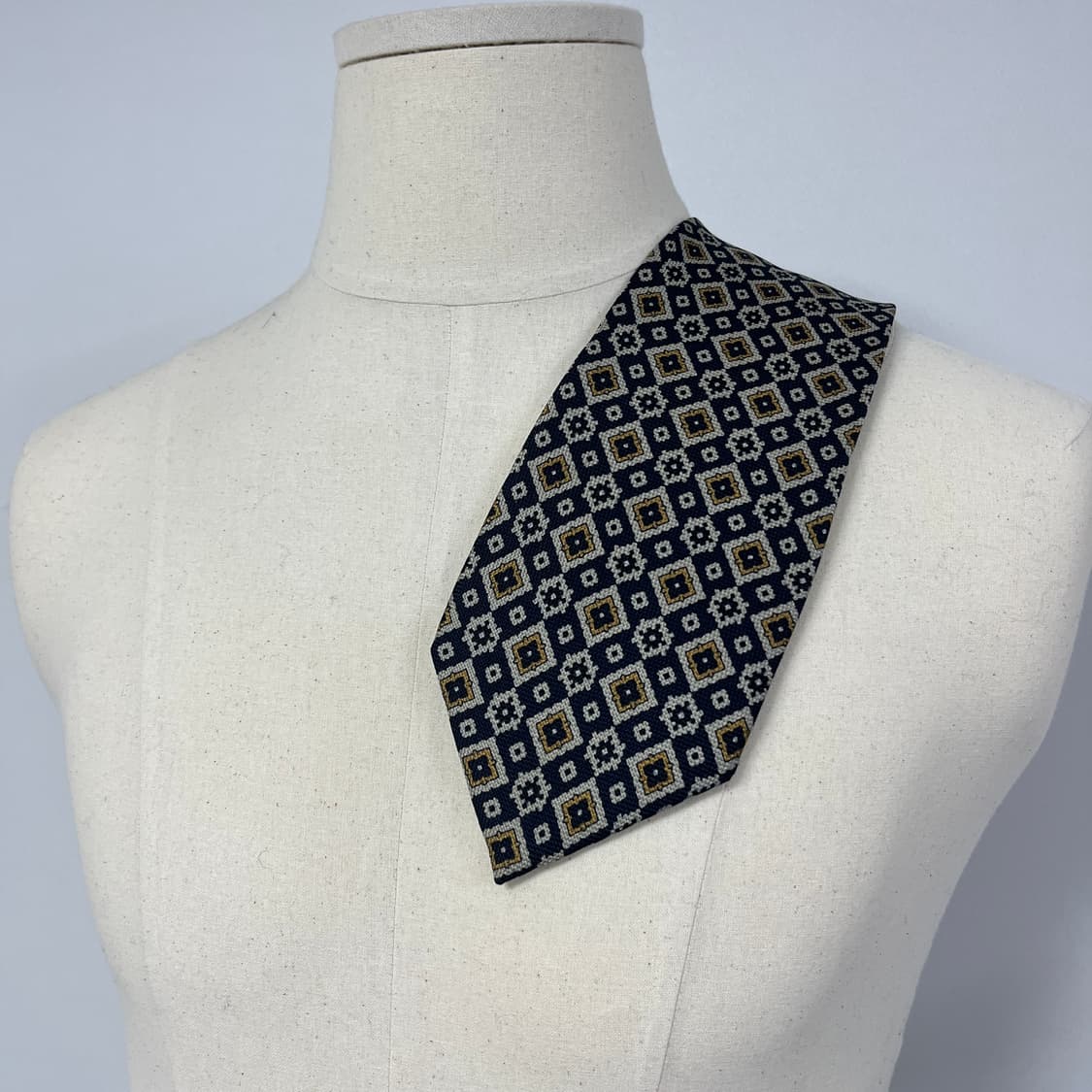 정품 명품 버버리 넥타이 상품이미지4