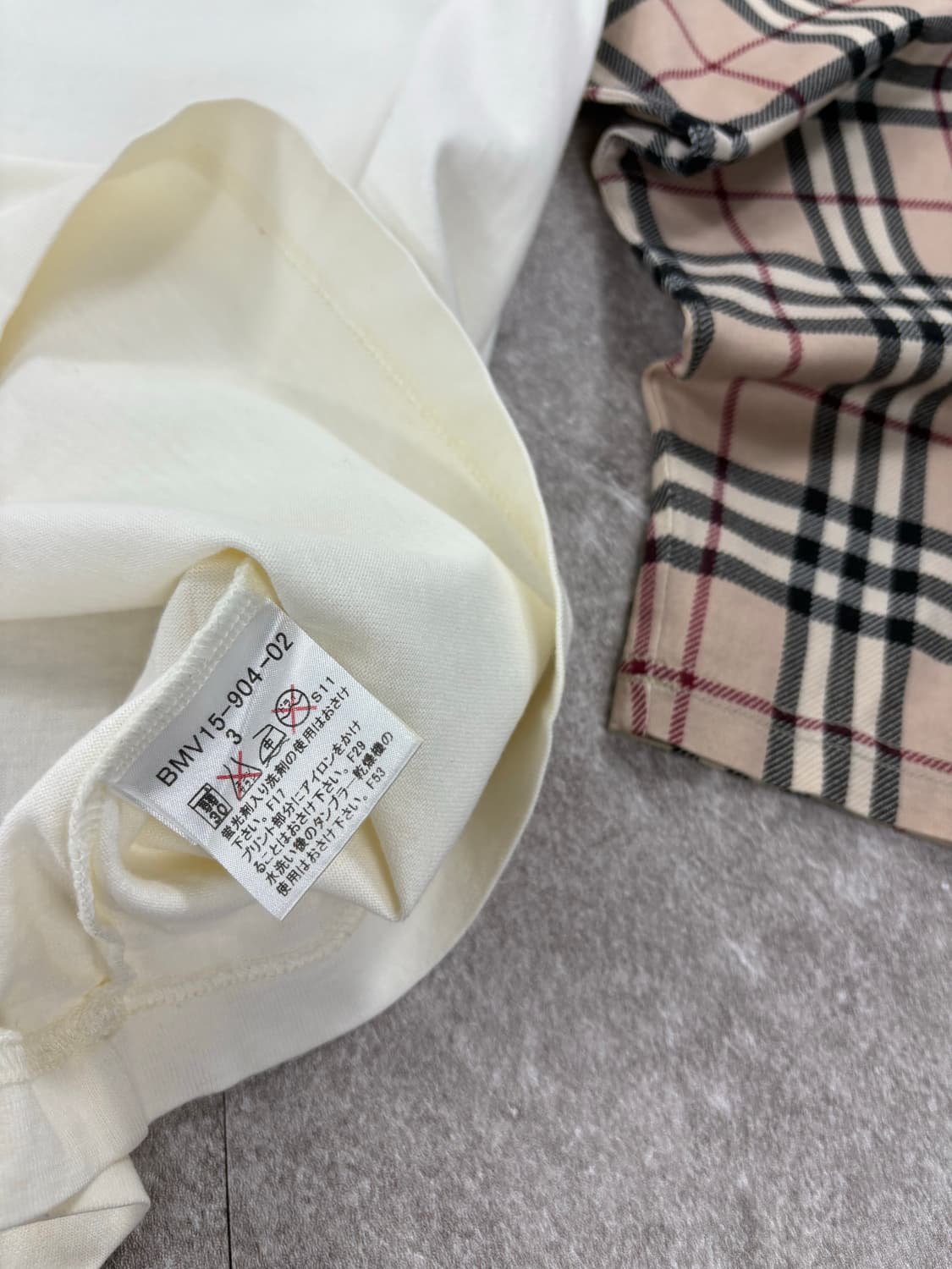  Burberry Black Label T-shirt    상품이미지4