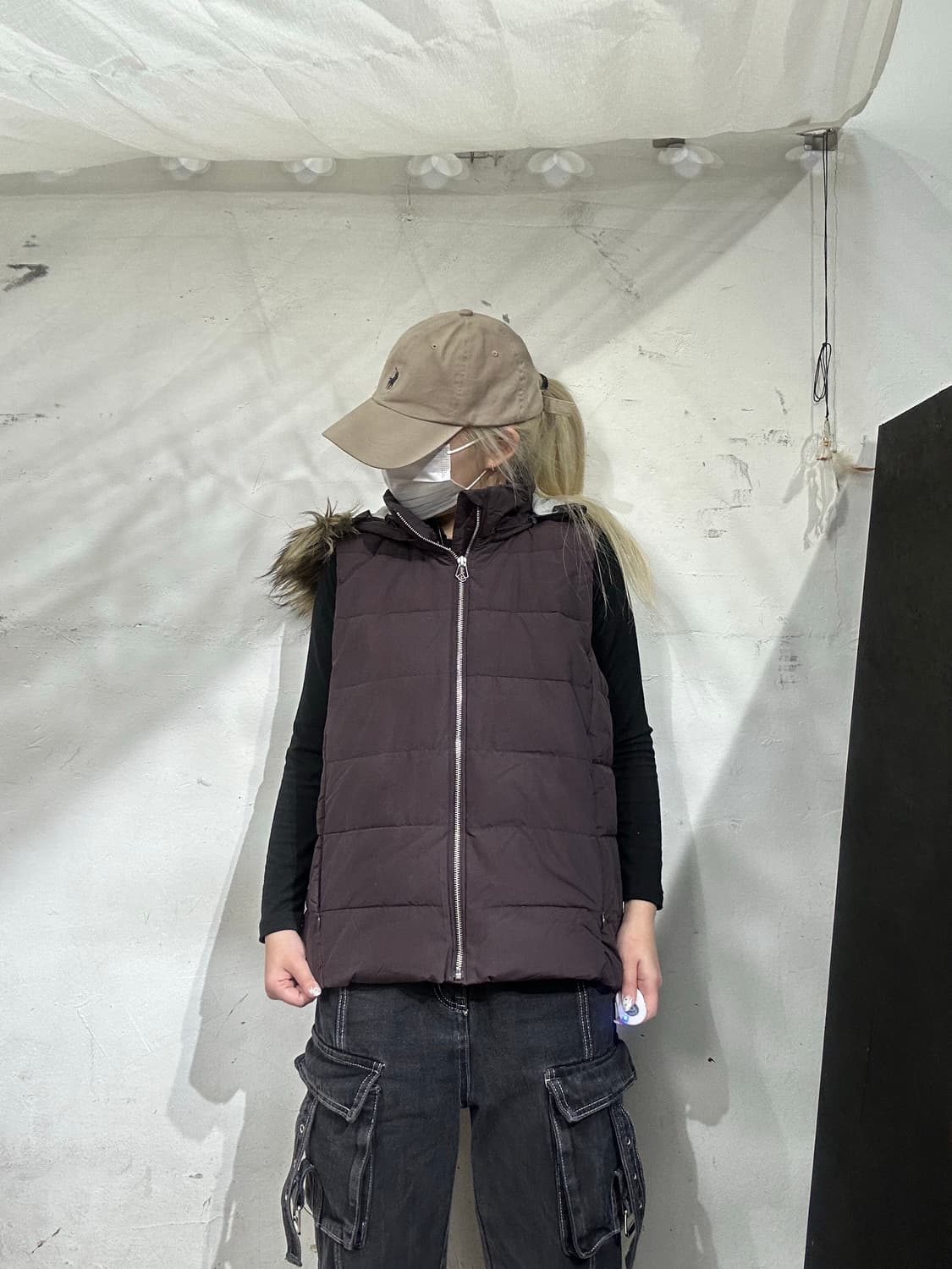 Gap 갭 버건디 y2k 패딩 조끼 울프죠 퍼 후드 베스트 M 상품이미지4