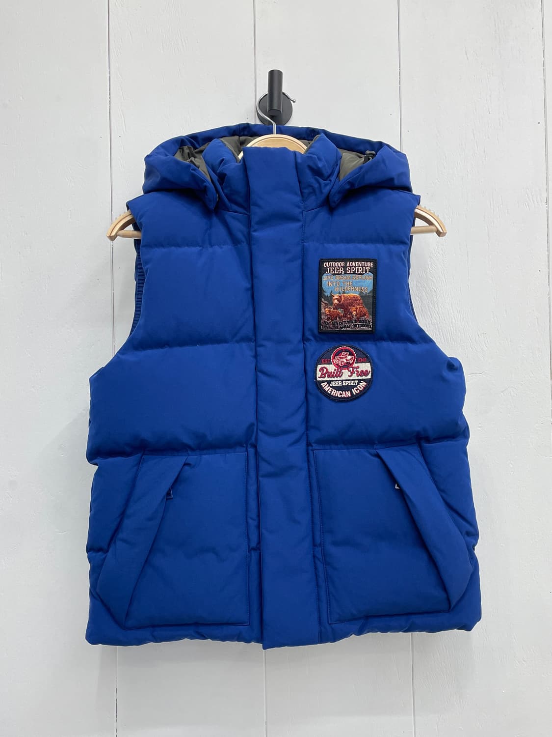 지프 스피릿(JEEP SPIRIT) 와펜 디테일 후드 패딩 베스트 상품이미지2