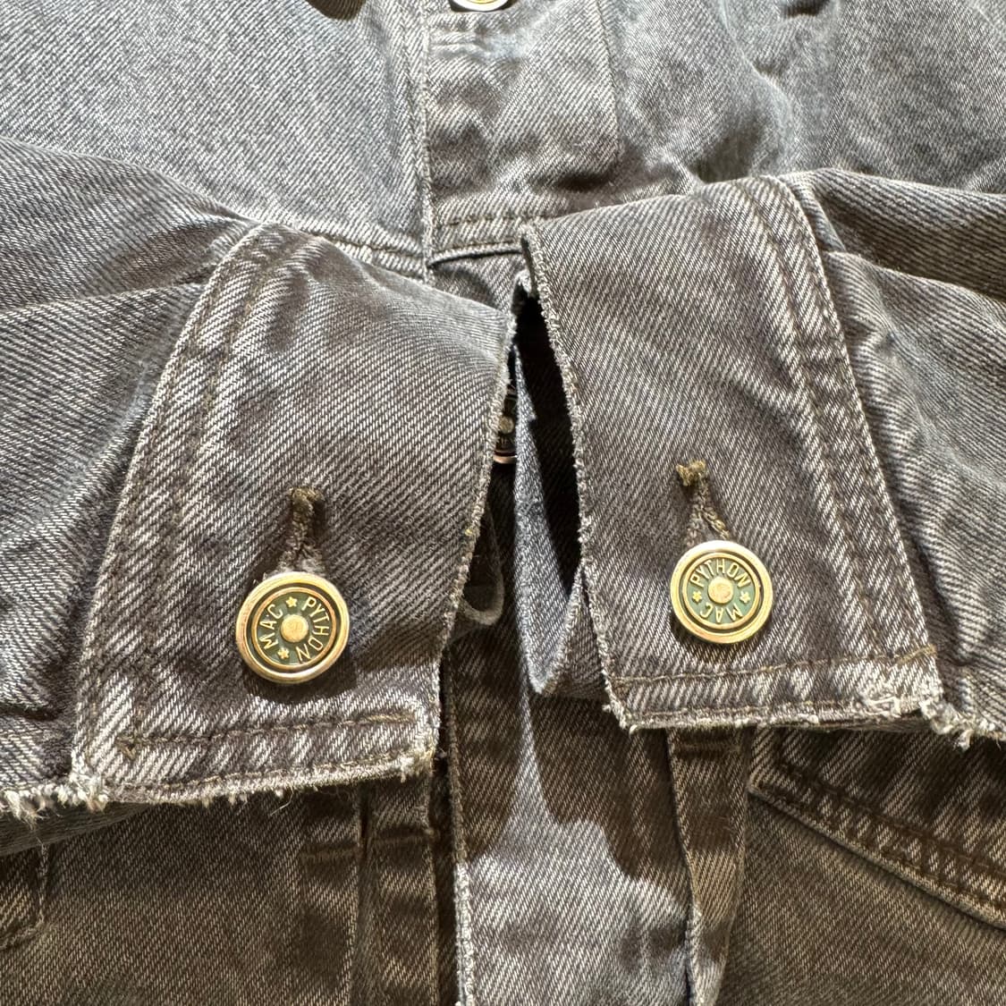 맥 파이썬 포켓 데님 트러커 자켓 상품이미지3