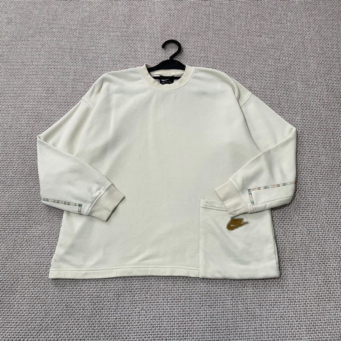 나이키 여성 라운드 맨투맨 5217 상품이미지1