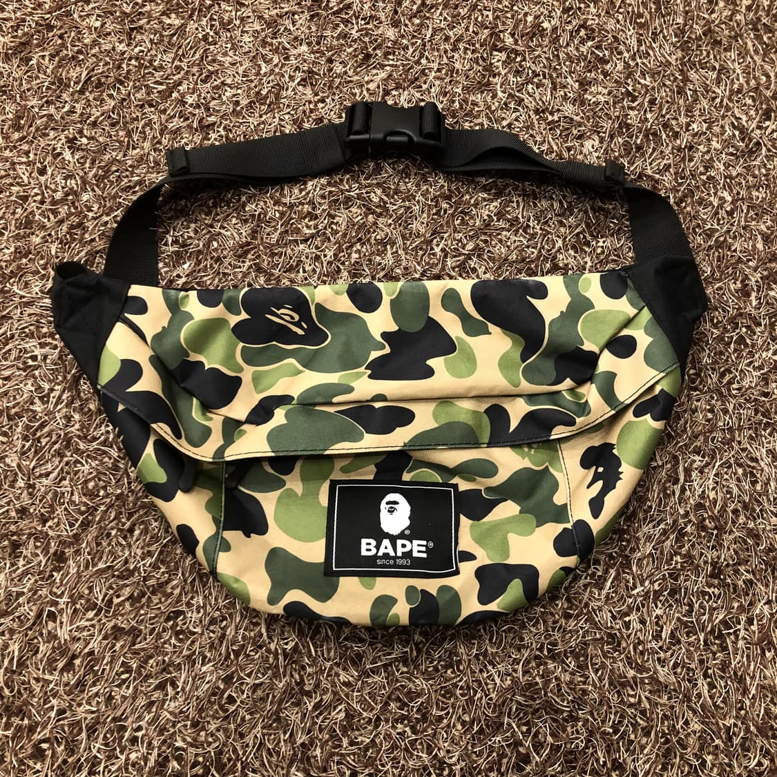 베이프 카모 힙색 상품이미지1