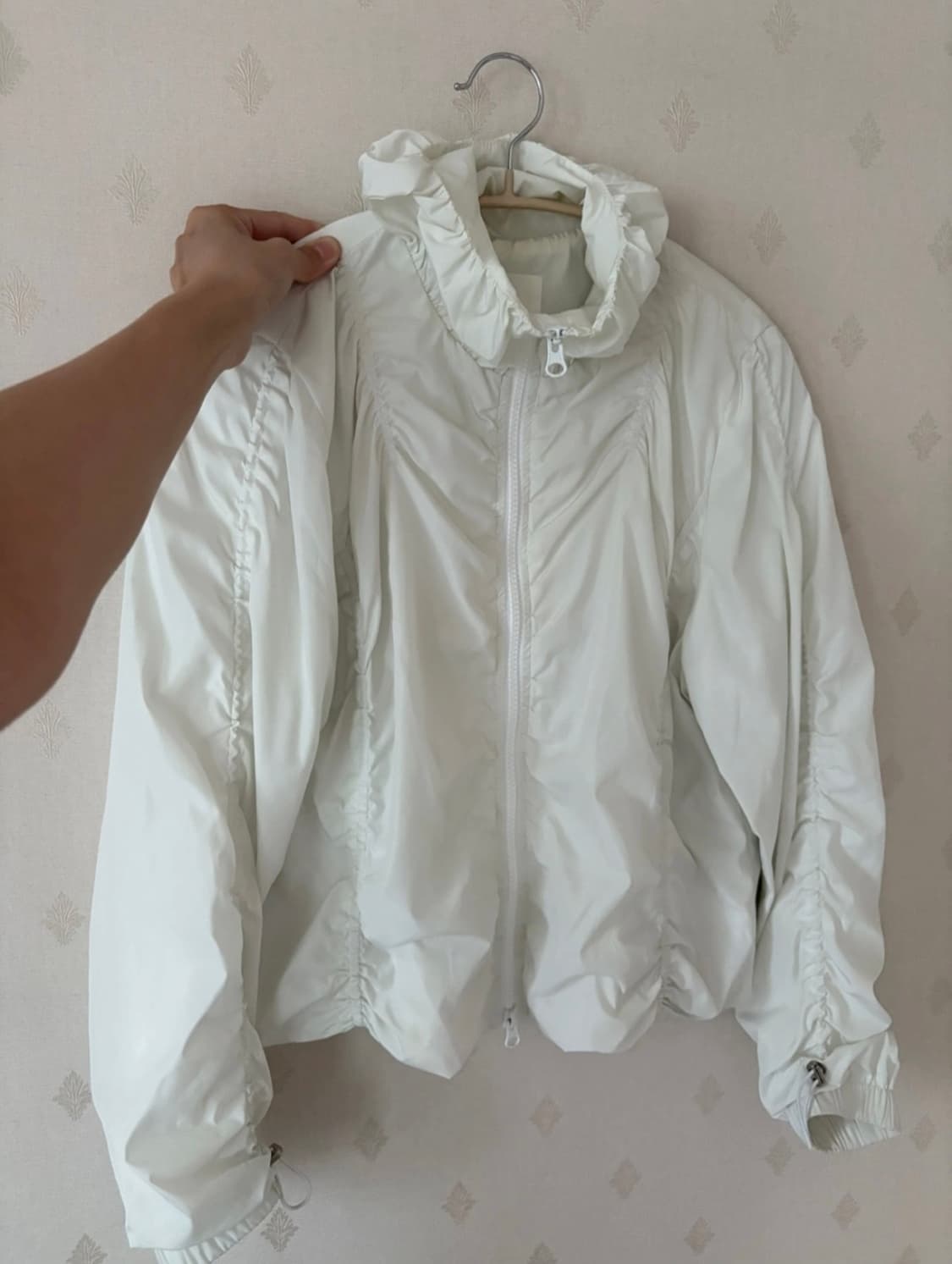 유노이아 스트링 윈드자켓 상품이미지1