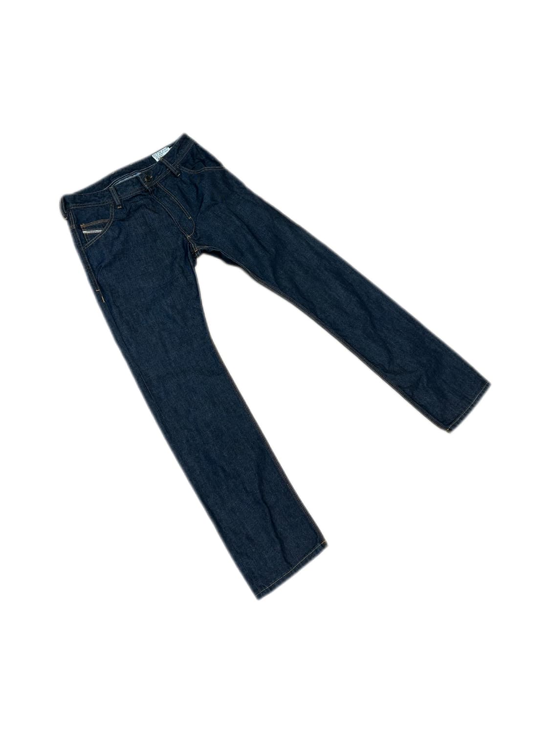 디젤 크룰리 레귤러 슬림 핏 생지 데님팬츠 상품이미지1