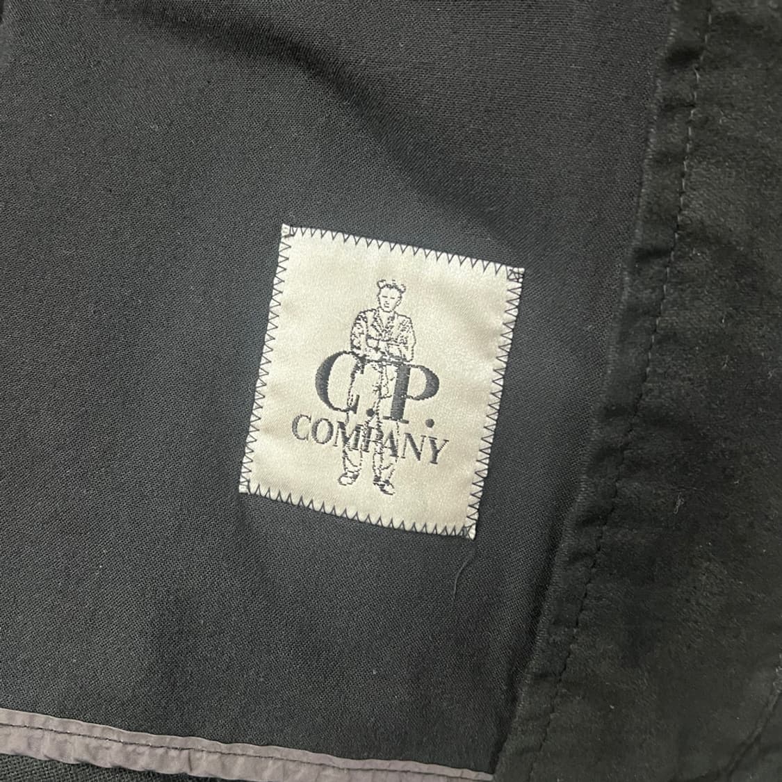 CP컴퍼니 양가죽 스웨이드 필드 자켓 95 상품이미지4