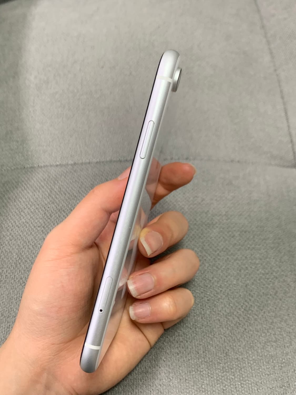 아이폰xr 화이트 128 79% 상품이미지3