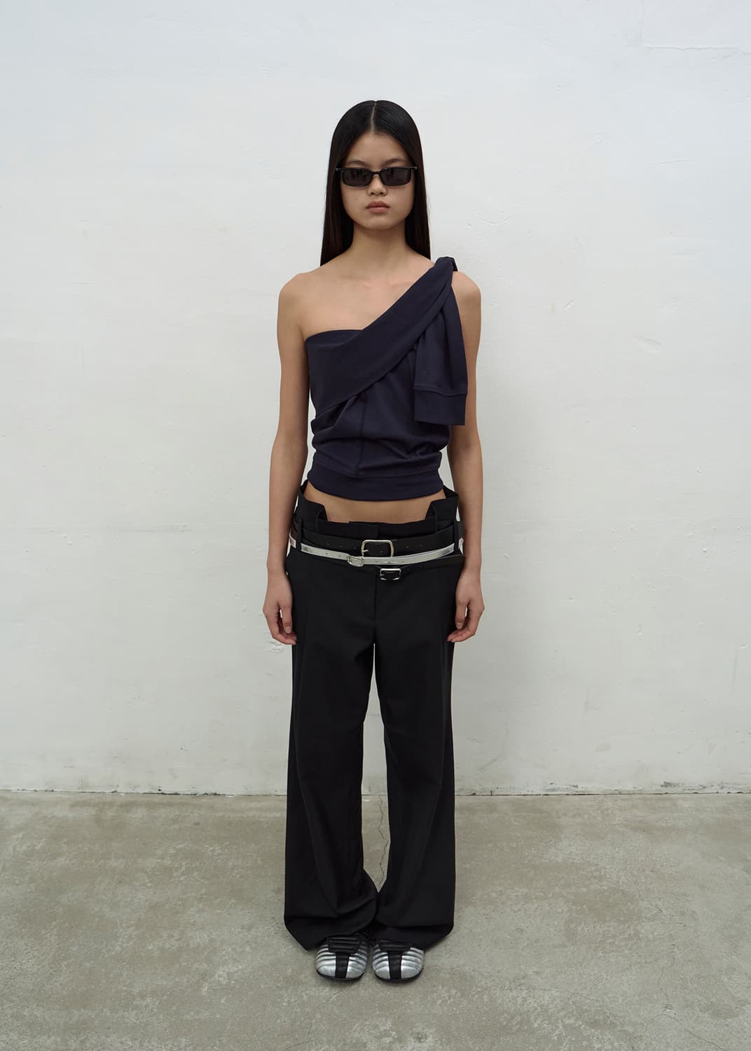 LCDC PLEATS DETAIL FLARED TROUSER 상품이미지1