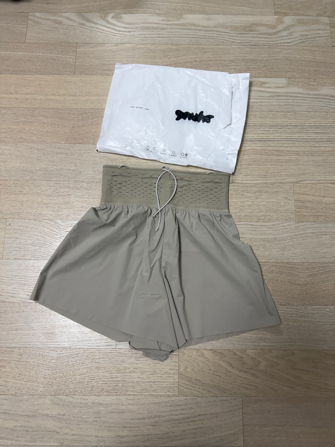 (3-4) 누어 랩 쇼츠 반바지 타우페 상품이미지9