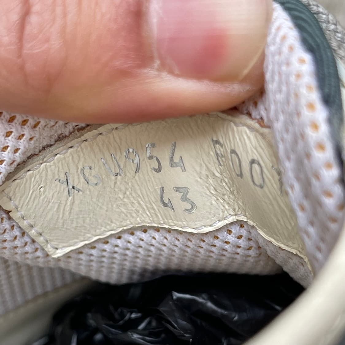 [43] Giorgio Armani 2000s 레더 로우탑 스니커즈 상품이미지9