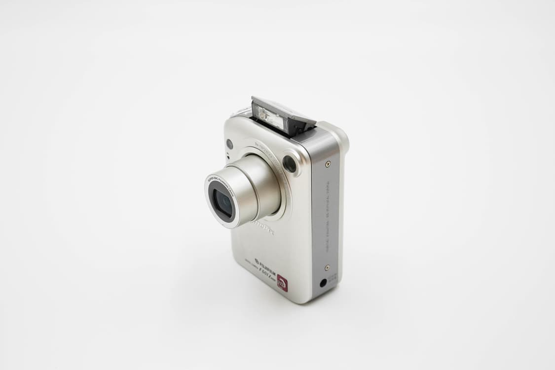 Fujifilm FinePix F601 (후지필름 파인픽스 F601) 상품이미지4
