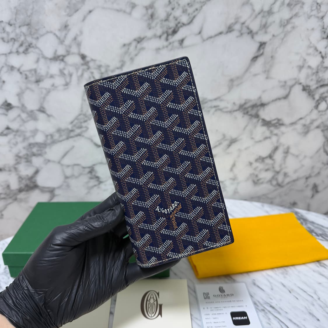 고야드 생랑베르 램버튼 장지갑
네이비 상품이미지2