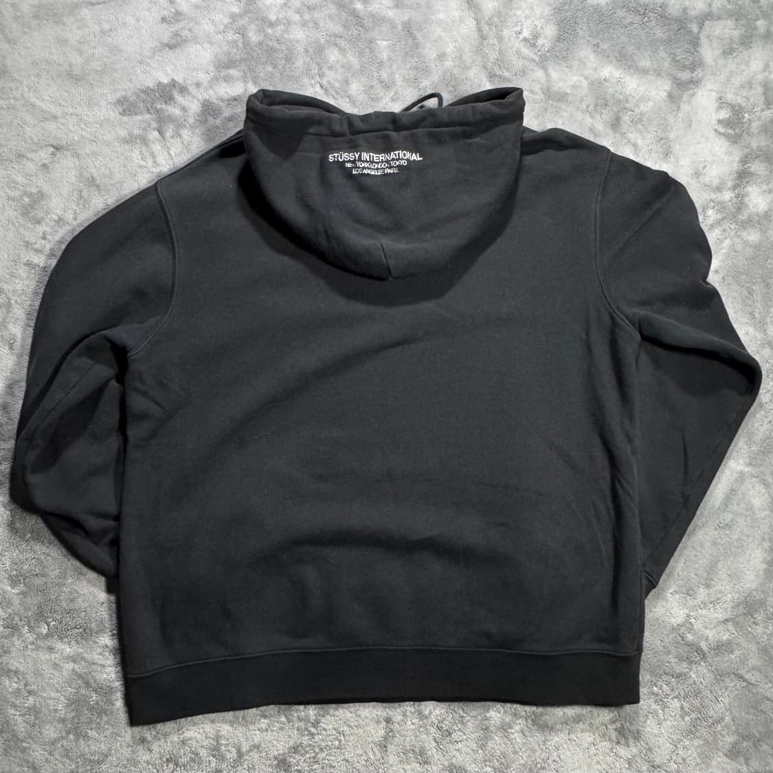 스투시 자수로고 후드티 상품이미지2