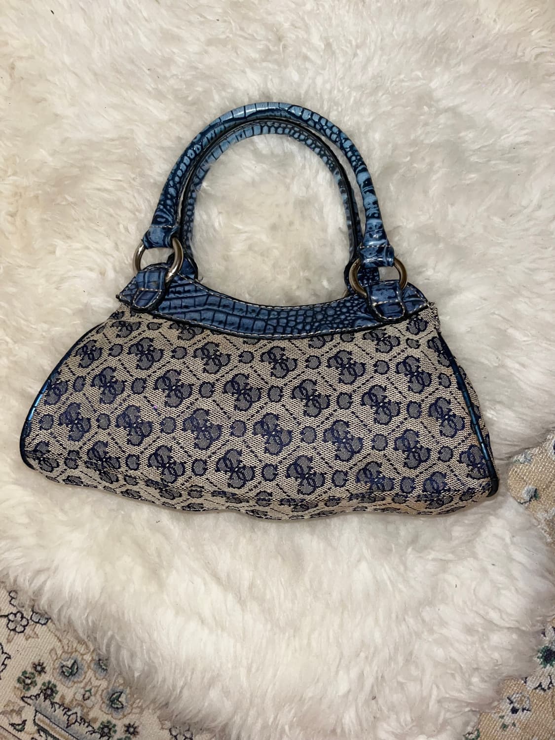 Guess mini Shoulder bag 상품이미지5