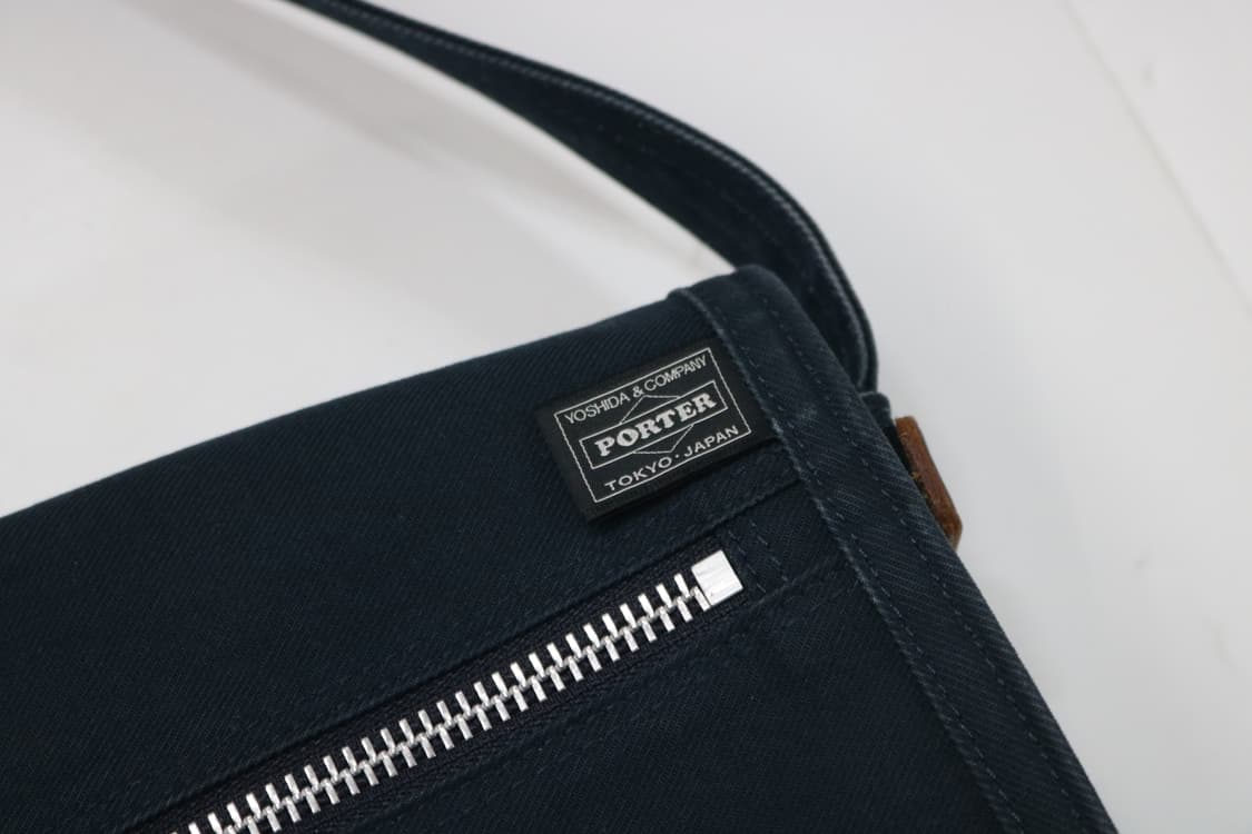 PORTER 포터 가죽 트리밍 네이비 캔버스 메신저백 상품이미지4