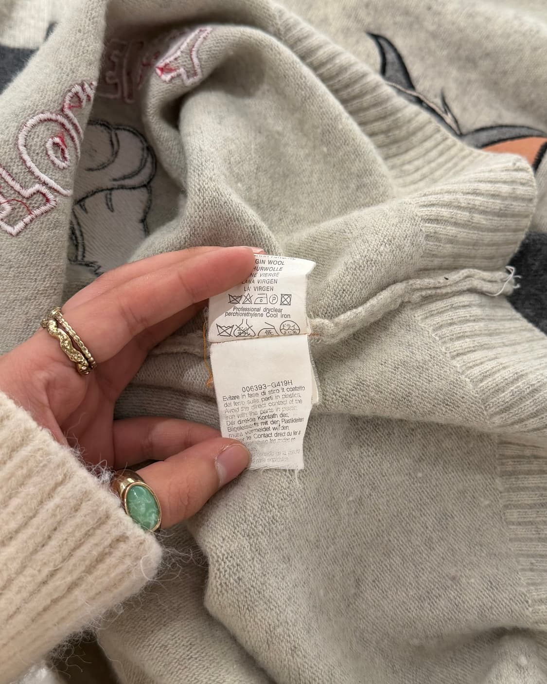 아이스버그 그레이 버진울 톰앤제리 니트 상품이미지9