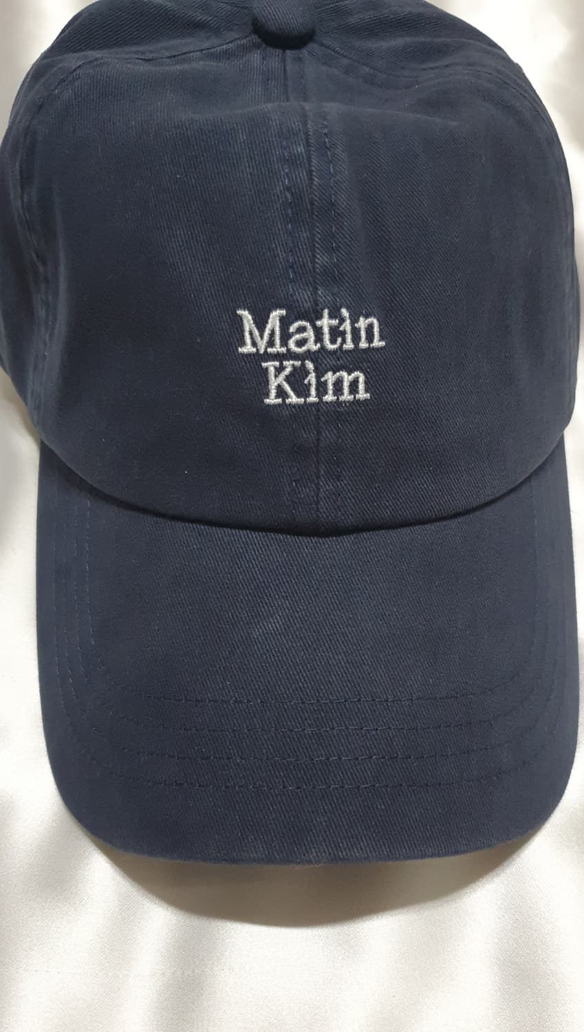 네이비 마뗑킴 미니 로고 볼캡 모자 상품이미지9