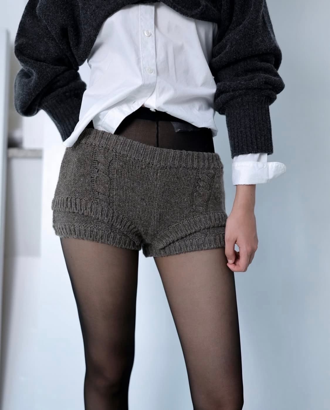 울리카 상투스 쇼츠 브라운 상품이미지1