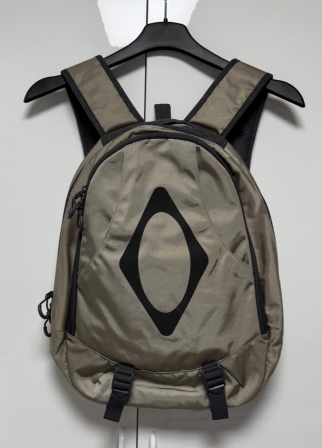 미스치프 롬버스 마운틴 백팩 카키 상품이미지3