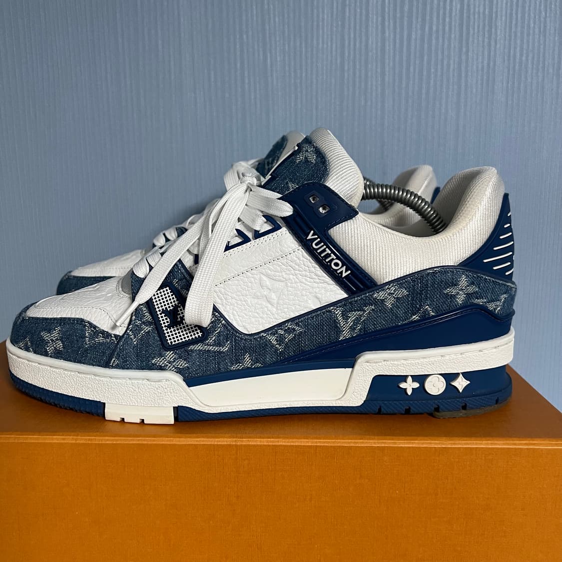루이비통 LV 트레이너 모노그램 데님 블루 7사이즈 상품이미지2
