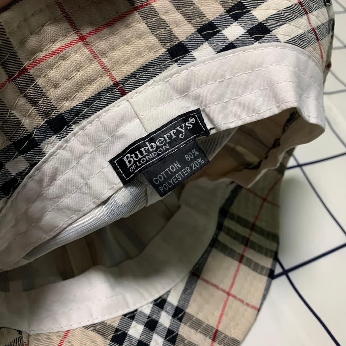 버버리 노바체크 벙거지(정품) 상품이미지6