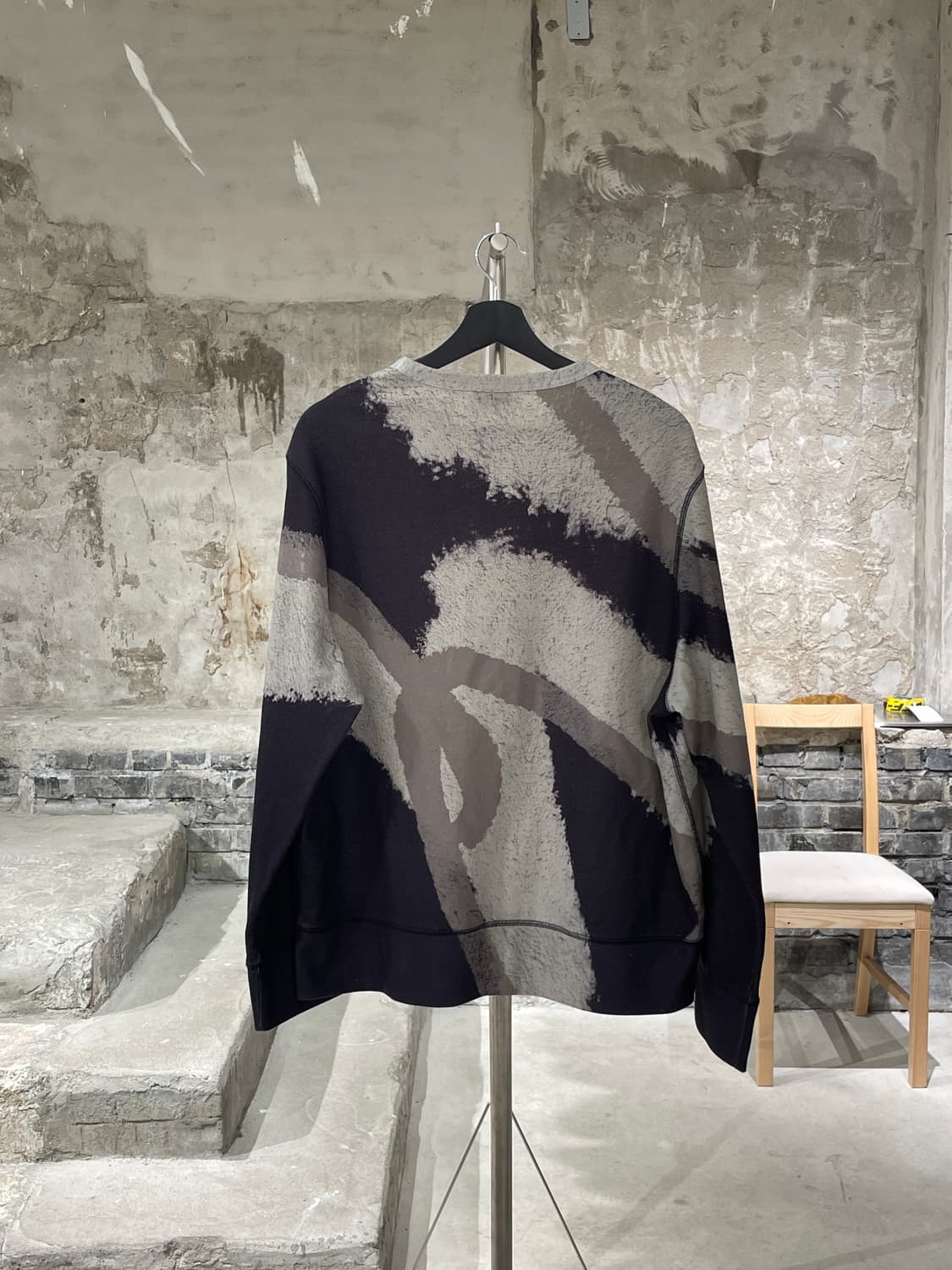 아크네 스튜디오 15S/S 캠퍼스 써큘러 스웻 셔츠 상품이미지6