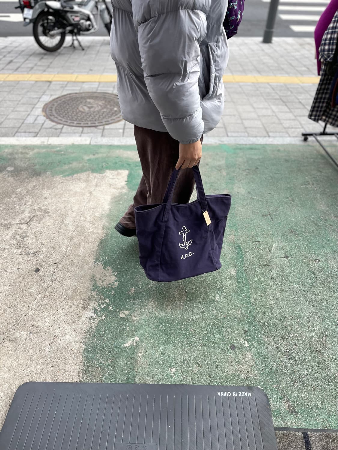 APC 아페쎄 토트백 상품이미지2