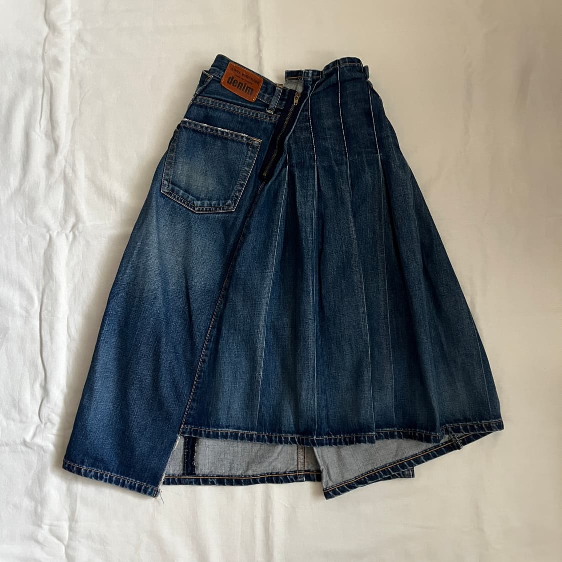 fw04 hip hung draped denim skirt 상품이미지4