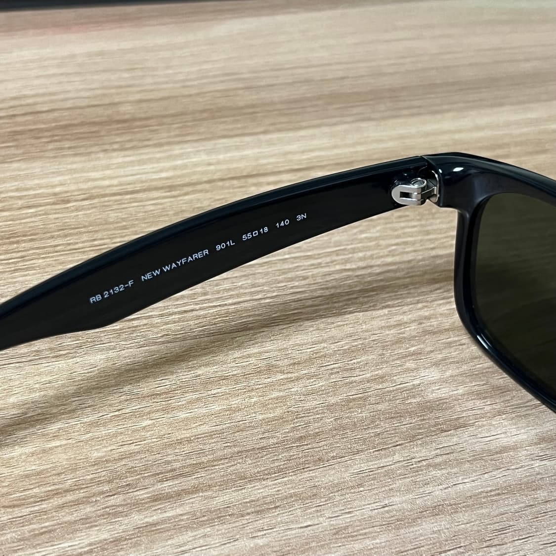 레이밴 RB2132F 뉴웨이페어러 55size 상품이미지4