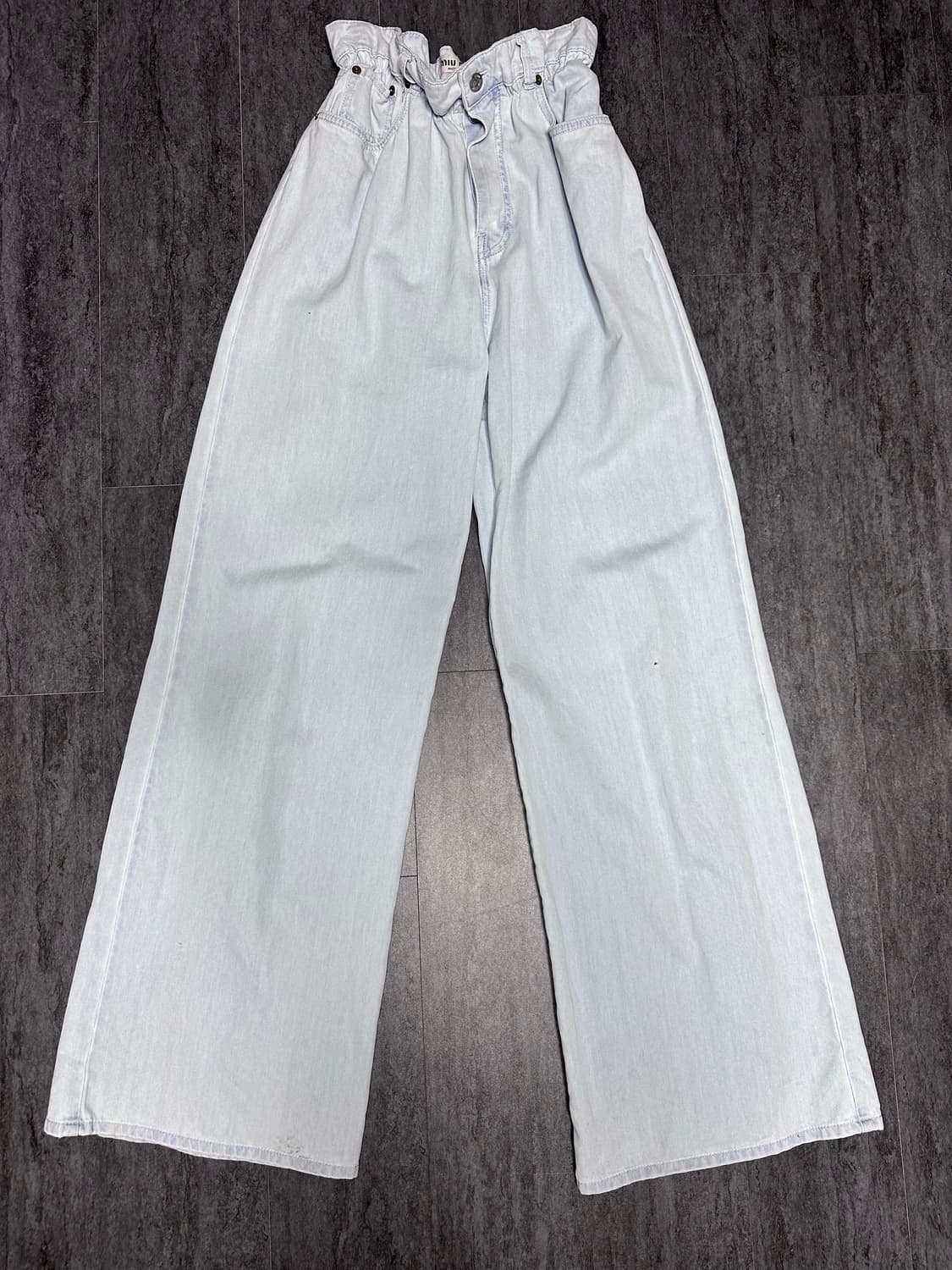 미우미우 아이스 블루 하이웨이스트 청바지 25 상품이미지10