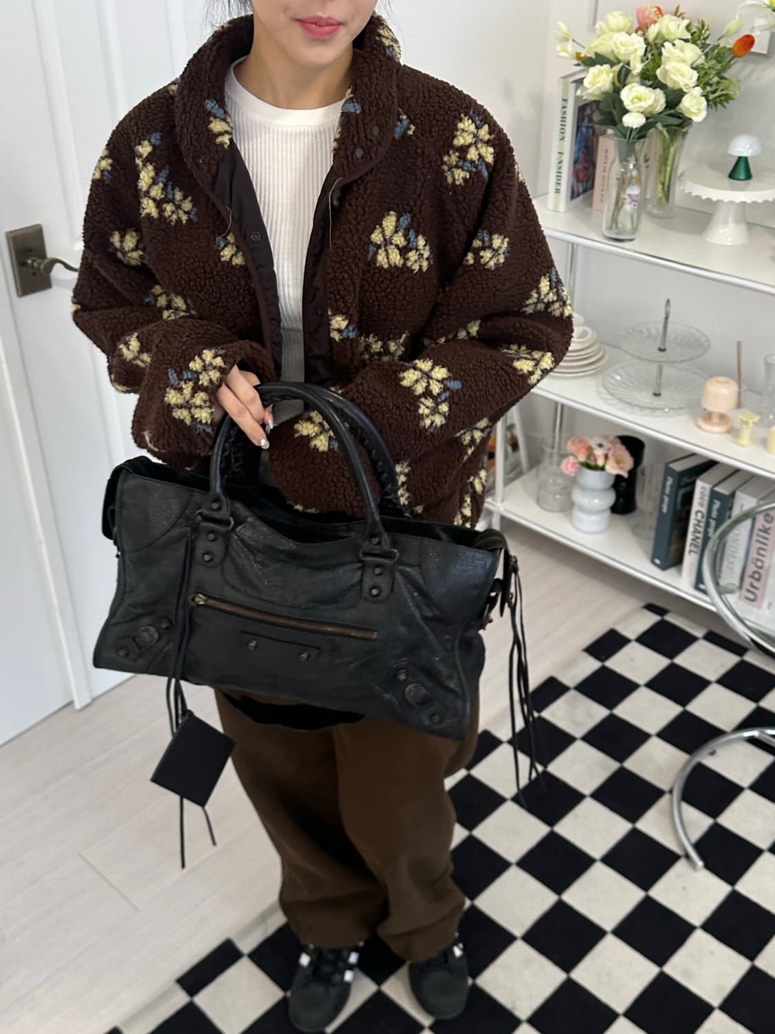 [A+ 정품] 발렌시아가 시티 모터백 파트타임 블랙 상품이미지6