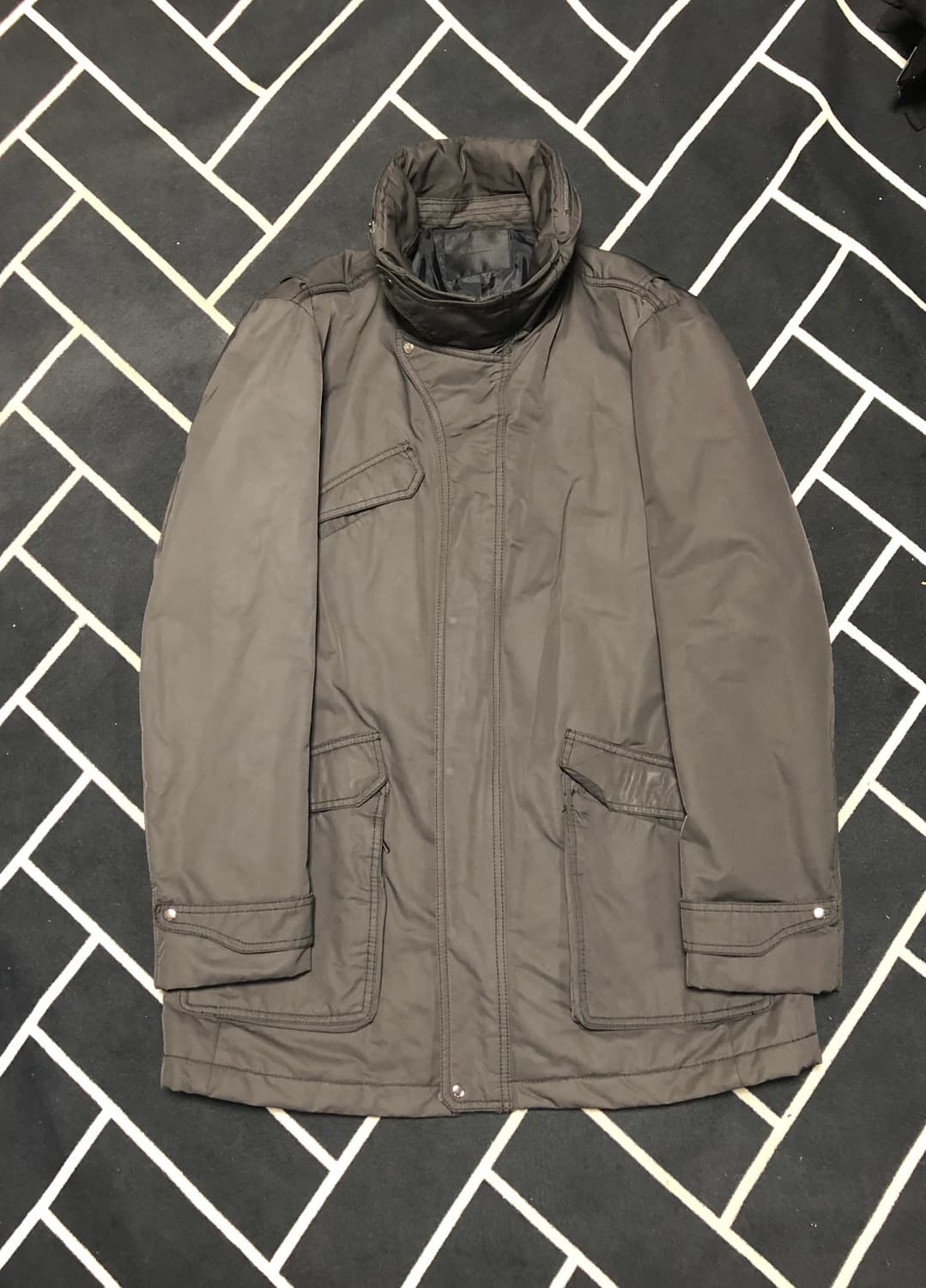 타임옴므 퀄팅 트랜치코트 / 몽클레어 스톤아일랜드 프라다 구찌 톰포드 상품이미지2