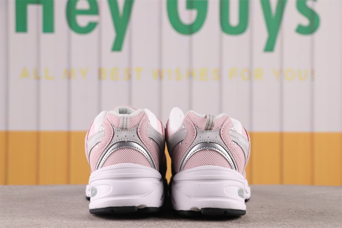 뉴발란스 530 Nb 운동화 커플룩 상품이미지4