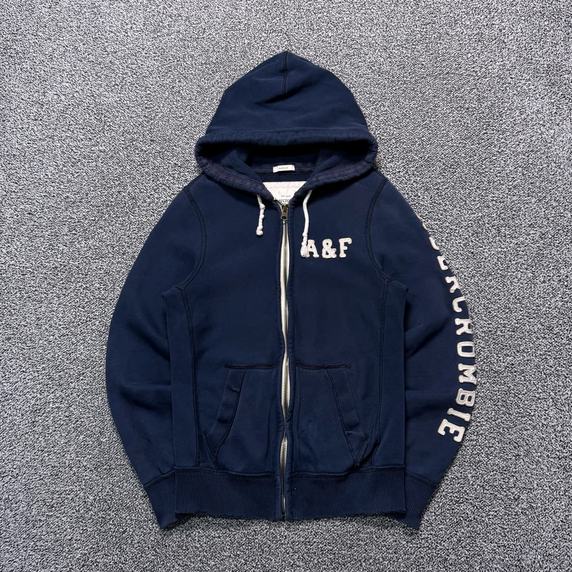 Name : 아베크롬비 사이드 포인트 스펠로고 네이비컬러 후드집업 :) 상품이미지1