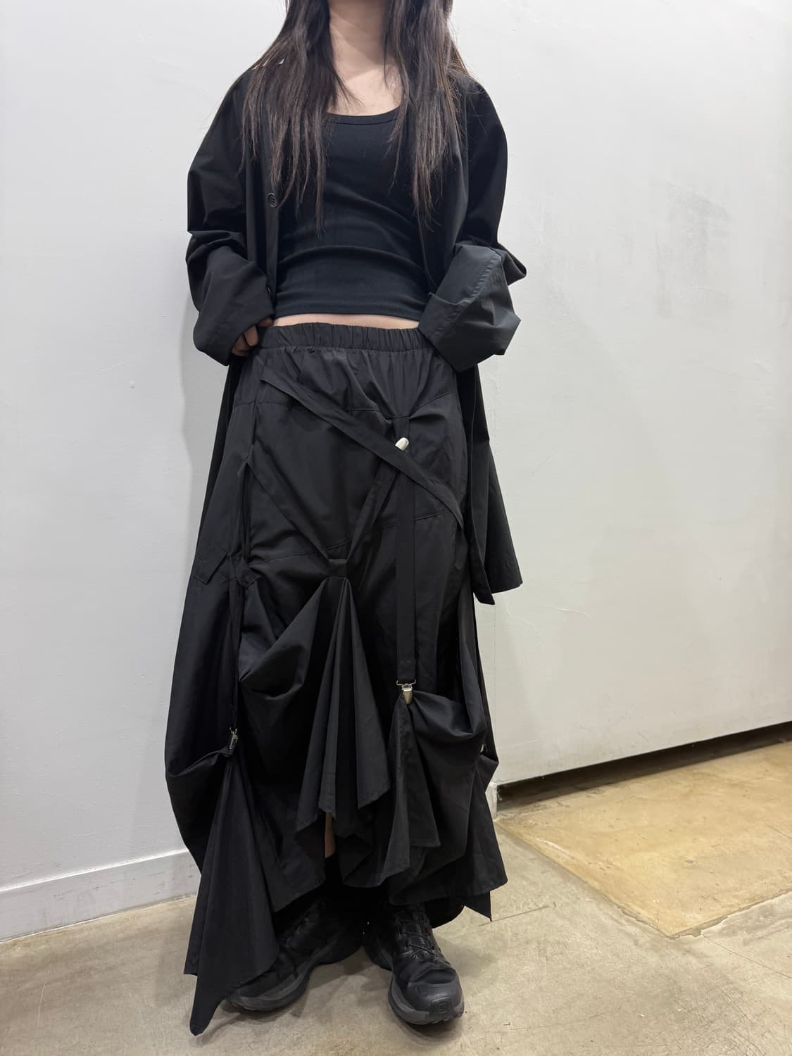 본디지 디테일 밴딩 아방가르드 롱 스커트 상품이미지4