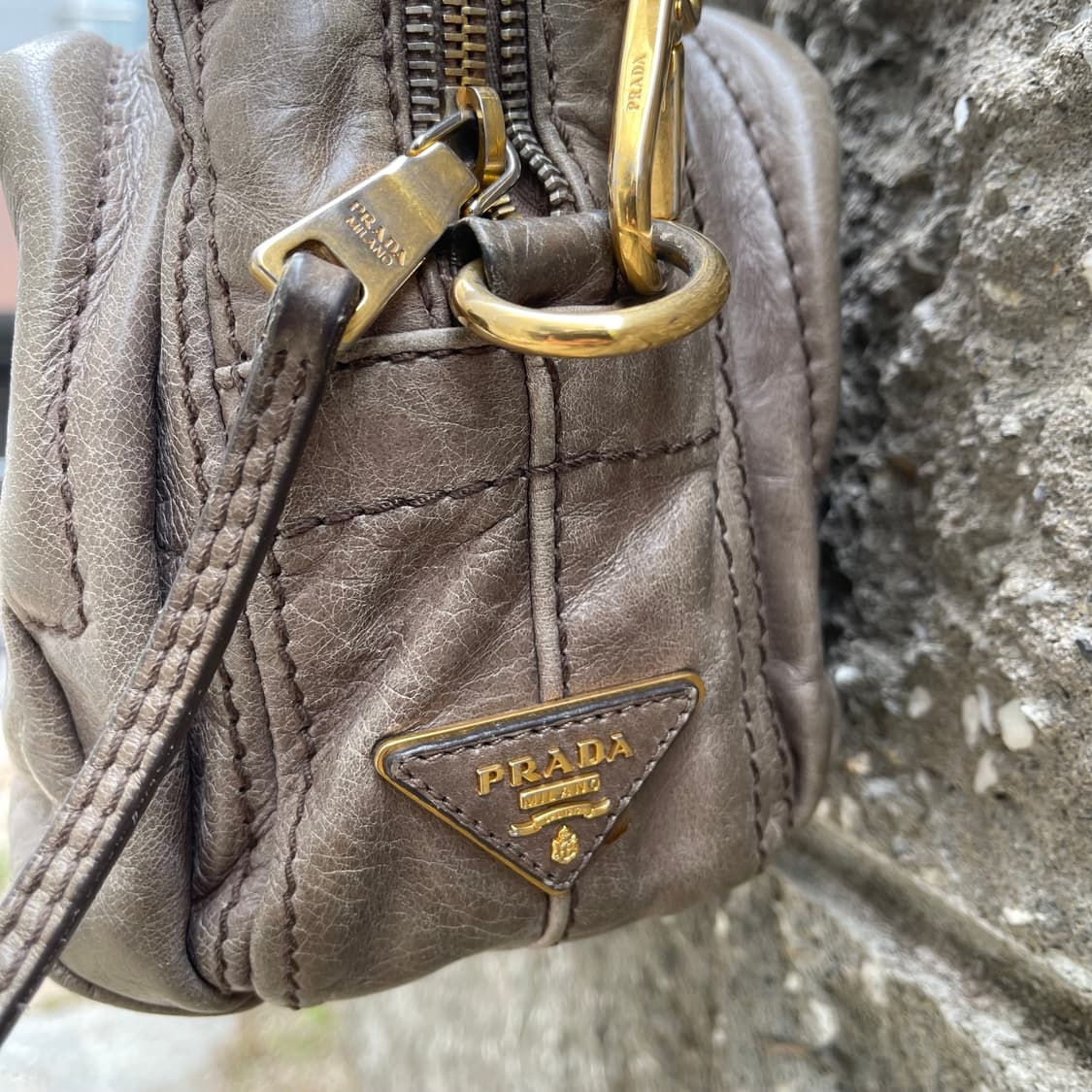[OS] Prada 비텔로 샤인 바울레토 사첼 백 상품이미지5
