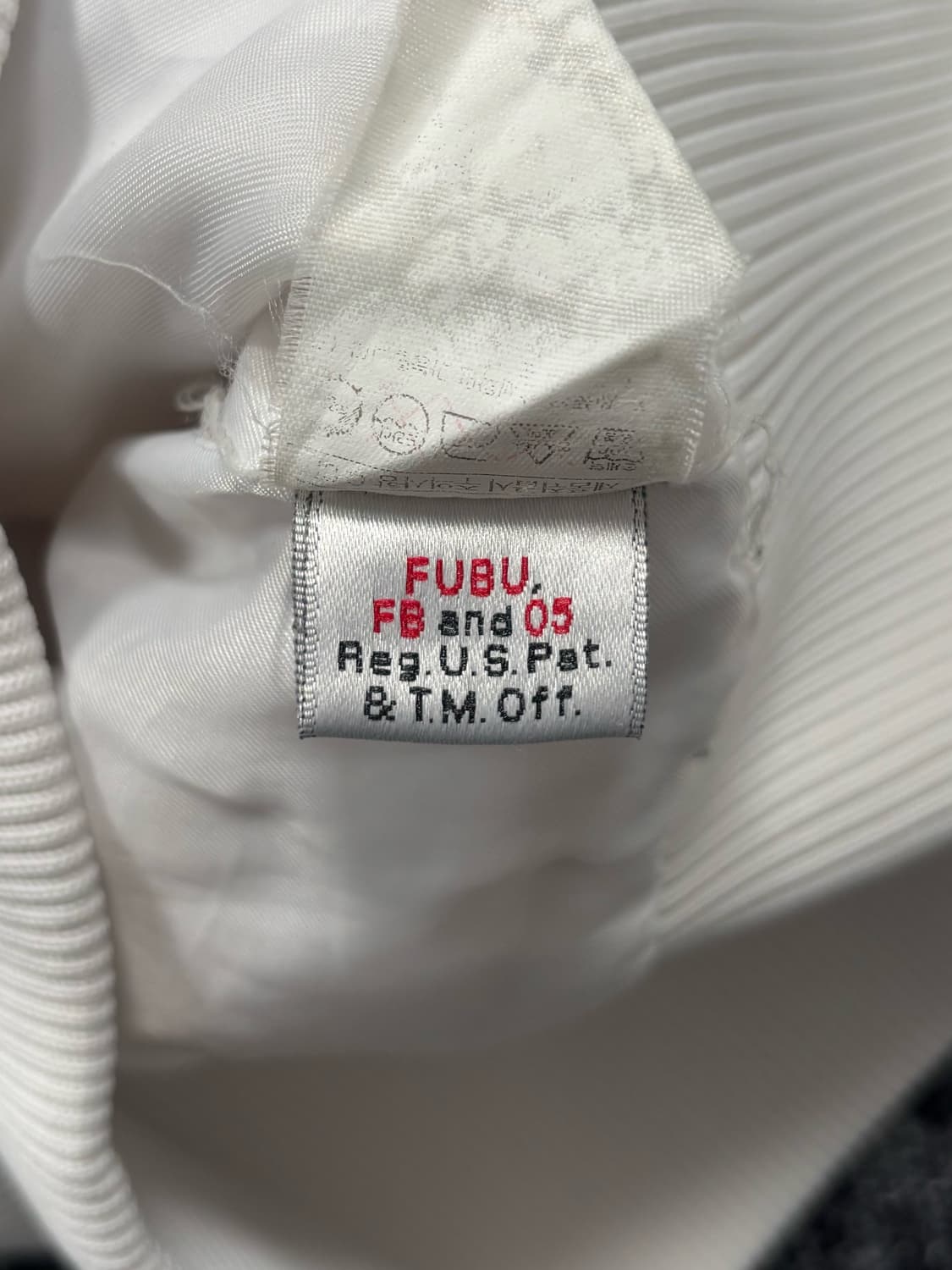 후부 화이트 하이넥 퀼팅 자켓 상품이미지6