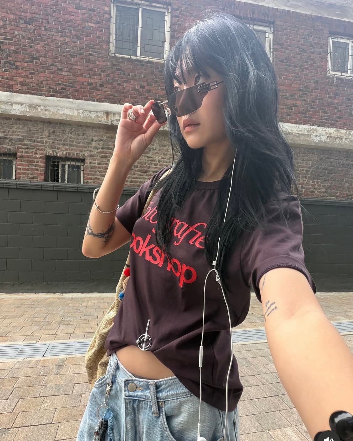 비주얼콜렉트 Fotografie bookshop T-shirts as s 상품이미지1